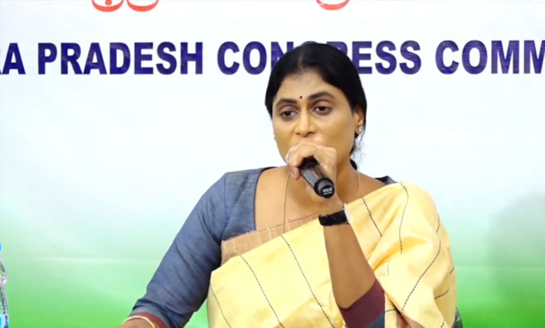 Sharmila criticizes the alliance government’s failure to deliver on promises, says only Congress dares to fight for people’s rights.