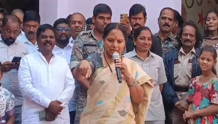 Kavitha demands fair compensation at market rate for farmers losing lands to Kaleshwaram and Triple-R projects during her Narsapur tour.