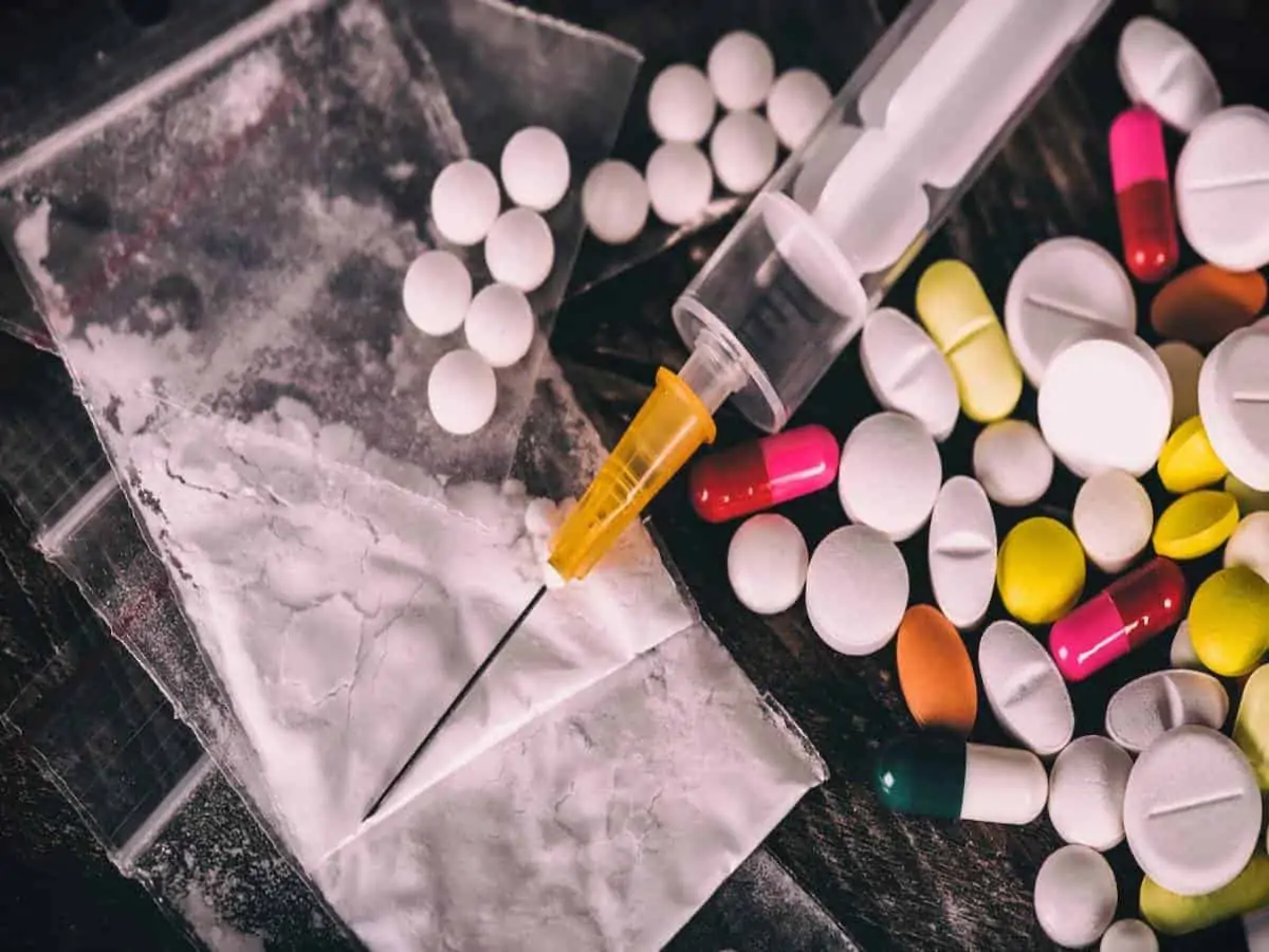 Masab Tank police arrested two foreign women and seized cocaine, MDMA worth ₹2.6 lakh during a drug delivery in Hyderabad.