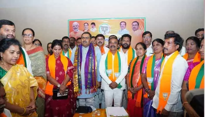 MP Etala Rajender emphasized that party victories depend on leadership loved and trusted by the people.